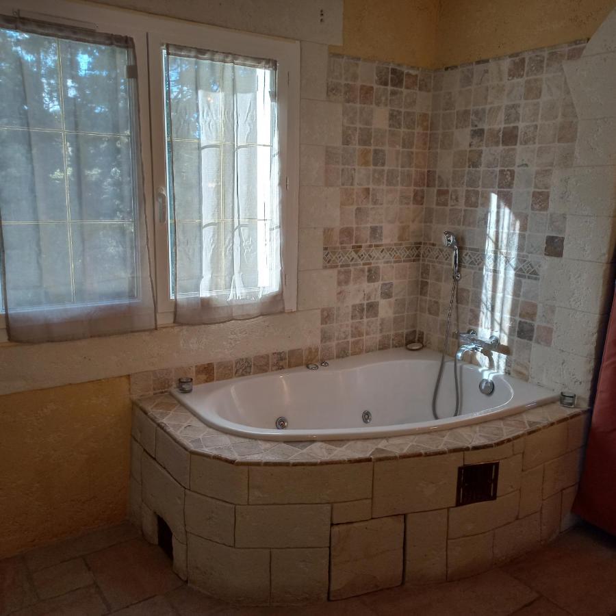 Gite With Private Jacuzzi, Shiatsu & Healthy Food Ladern-sur-Lauquet المظهر الخارجي الصورة